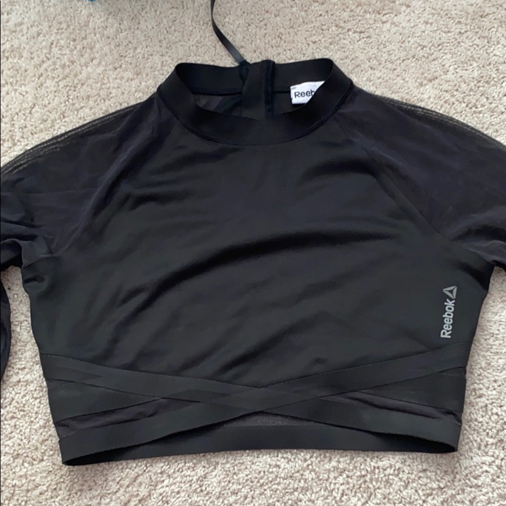 Reebok speed wick long sleeve crop top